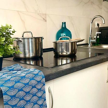 Moderno Apartamento Cerca Del Metro Bilbao Kültér fotó