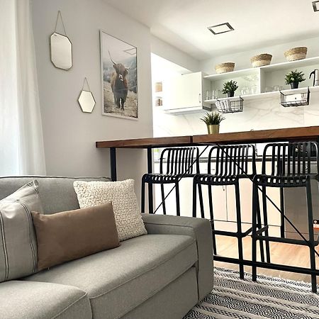 Moderno Apartamento Cerca Del Metro Bilbao Kültér fotó