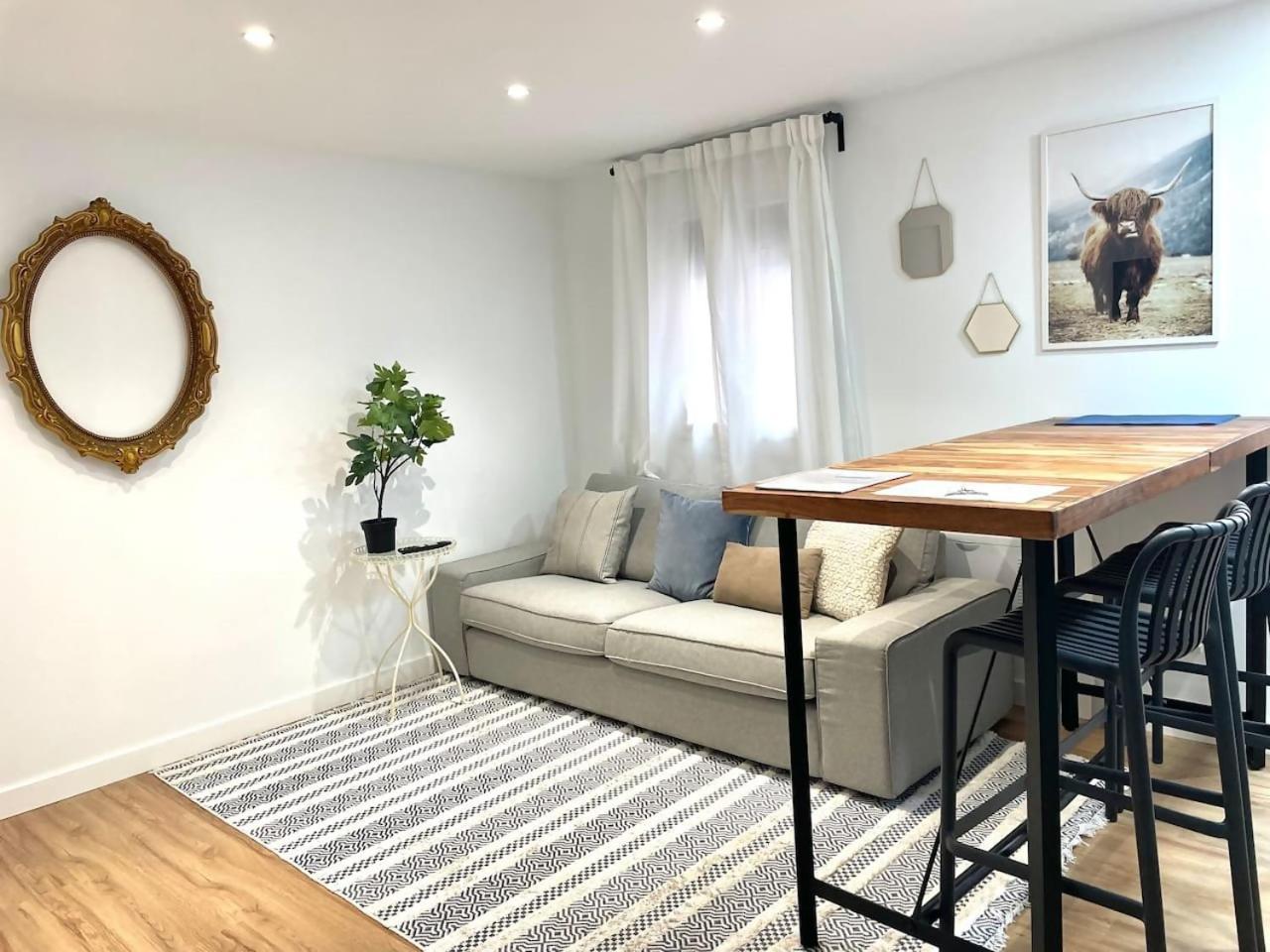 Moderno Apartamento Cerca Del Metro Bilbao Kültér fotó