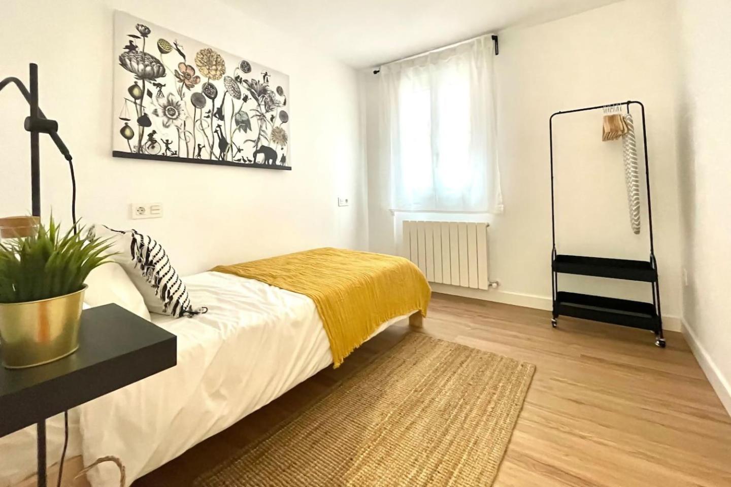 Moderno Apartamento Cerca Del Metro Bilbao Kültér fotó